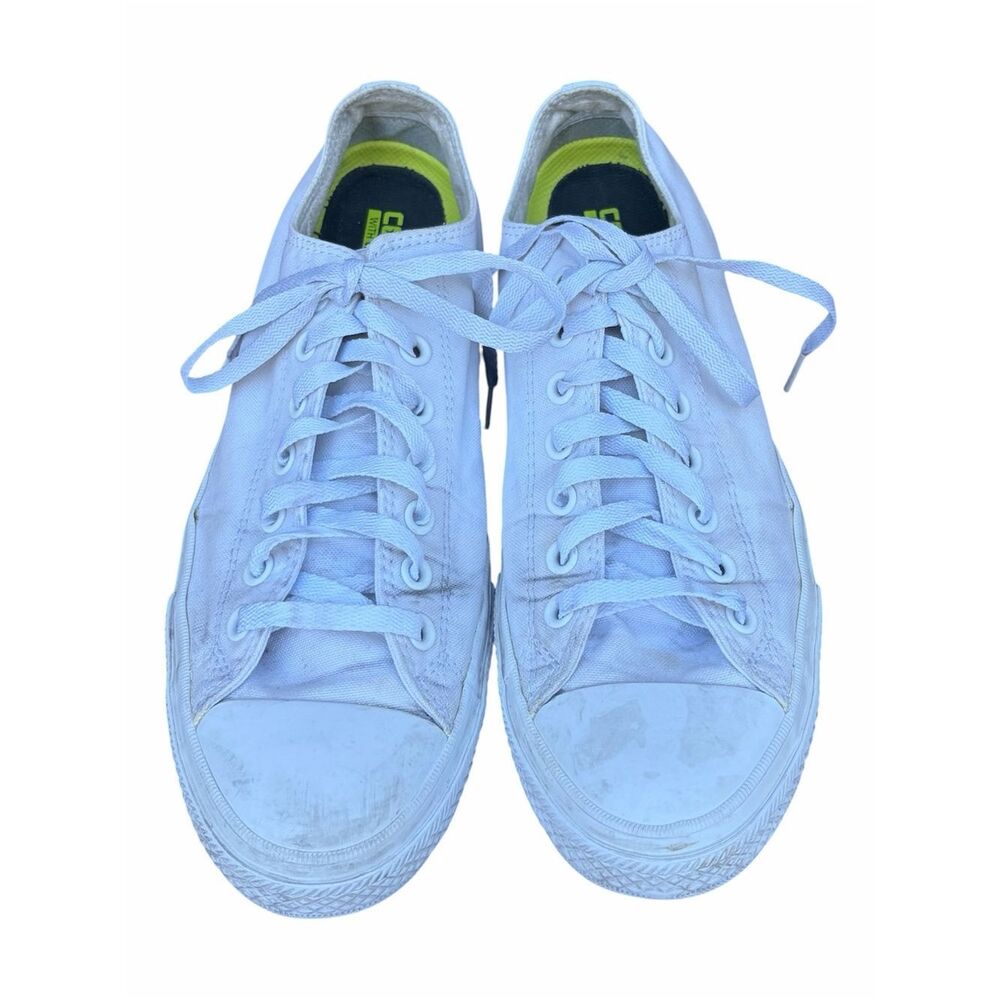 Converse Chuck Taylor White Canvas Low-Top Sneakers/Tennis Shoes 11 - Picture 4 of 9